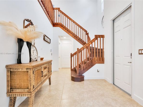 5904 NW 46th Ln, Tamarac FL 33319