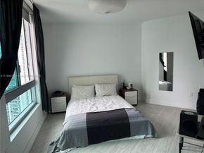 350 S Miami Ave 2712, Miami FL 33130