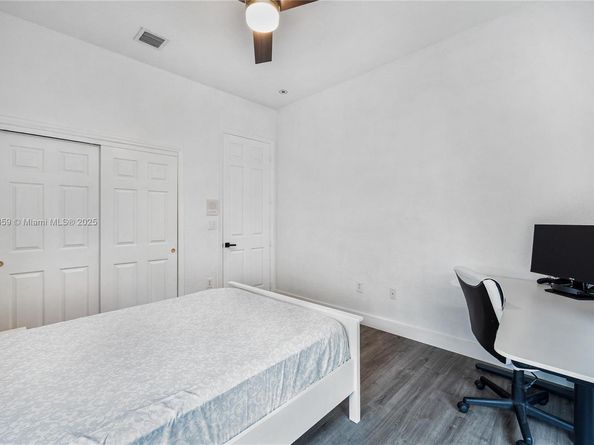 7202 SW 123rd Pl, Miami FL 33183