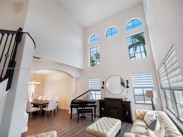 7202 SW 123rd Pl, Miami FL 33183