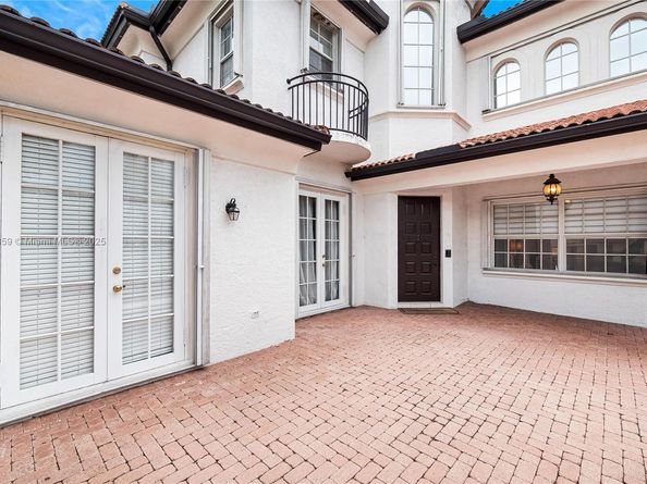 7202 SW 123rd Pl, Miami FL 33183