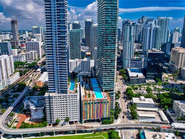 1300 S Miami Ave PH5001, Miami FL 33130