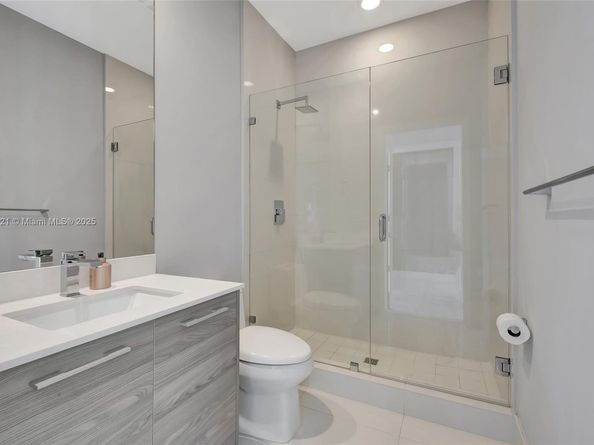 1300 S Miami Ave PH5001, Miami FL 33130