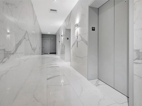 1300 S Miami Ave PH5001, Miami FL 33130