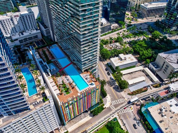 1300 S Miami Ave PH5001, Miami FL 33130