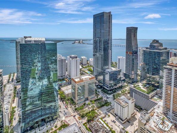 1300 S Miami Ave PH5001, Miami FL 33130