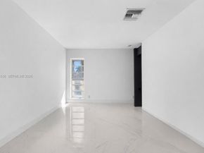 670 SE 7th Ave, Pompano Beach FL 33060