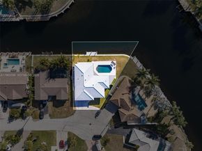 670 SE 7th Ave, Pompano Beach FL 33060