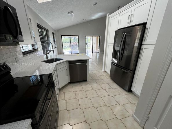 8079 Popash Ct, Boynton Beach FL 33472