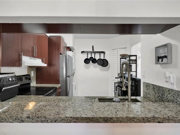 9503 SW 140 th Ct 9503, Miami FL 33186