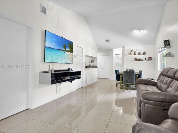 9503 SW 140 th Ct 9503, Miami FL 33186
