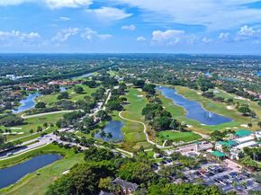 2613 Oakbrook Dr, Weston FL 33332