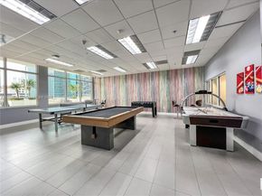 1200 Brickell Bay Dr 2007, Miami FL 33131