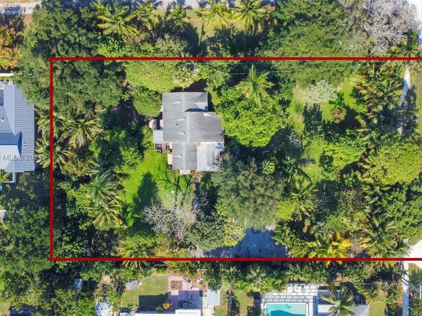 2610 Seacrest Blvd, Delray Beach FL 33444