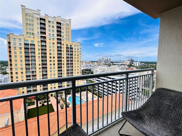 9066 SW 73rd Ct 1409, Miami FL 33156