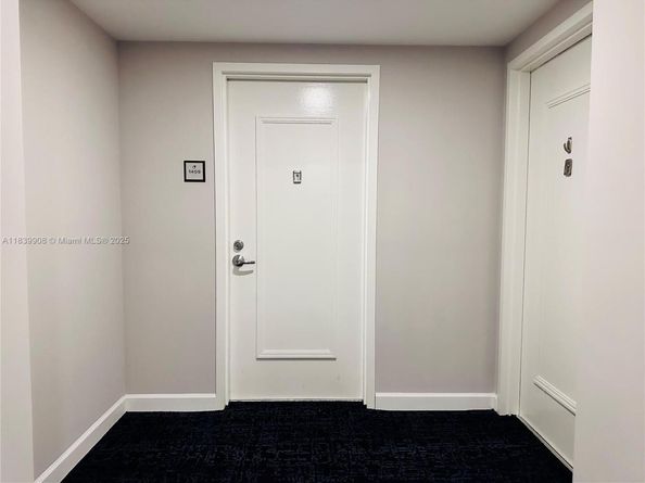9066 SW 73rd Ct 1409, Miami FL 33156