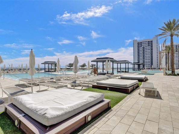 1850 S Ocean Dr 1201, Hallandale Beach FL 33009