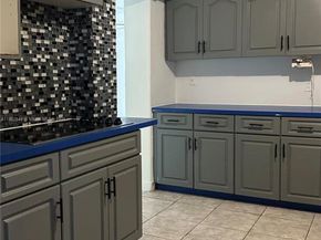 18201 NW 5th Ave, Miami Gardens FL 33169