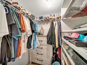 6700 Cypress Rd 105, Plantation FL 33317