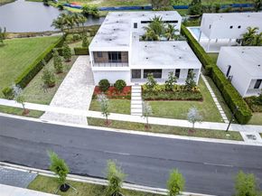 16709 Botaniko Drive North, Weston FL 33326
