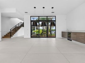 16709 Botaniko Drive North, Weston FL 33326