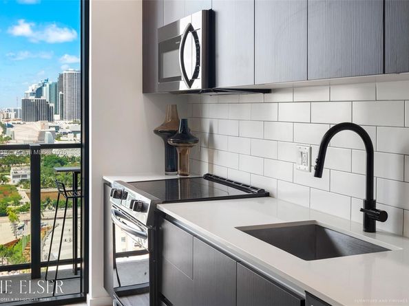 398 NE 5th St 1803, Miami FL 33132