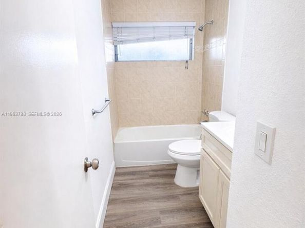 5404 NW 26th Rd, Tamarac FL 33309