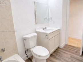 5404 NW 26th Rd, Tamarac FL 33309