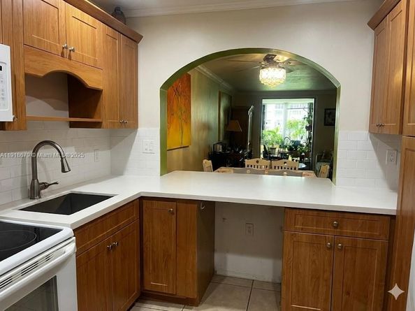 5985 Del Lago Cir 119, Sunrise FL 33313