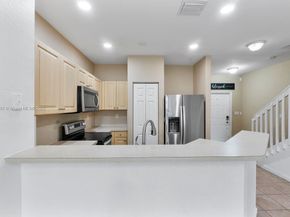 7925 Tuscany Dr, Tamarac FL 33321