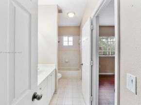 7925 Tuscany Dr, Tamarac FL 33321