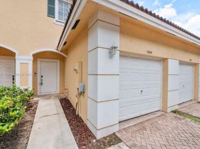7925 Tuscany Dr, Tamarac FL 33321
