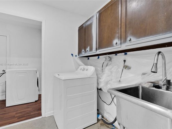 1418 NE 57th Ct, Fort Lauderdale FL 33334