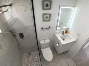2406 Marathon Ln, Fort Lauderdale FL 33312