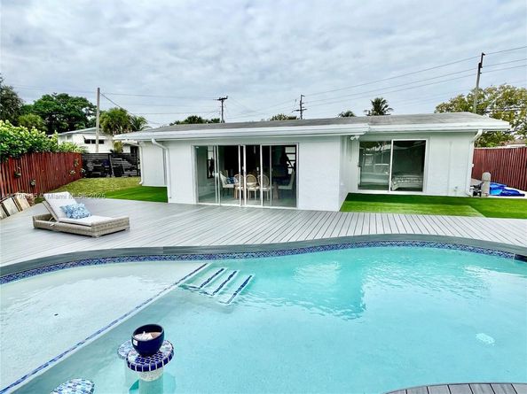 2406 Marathon Ln, Fort Lauderdale FL 33312