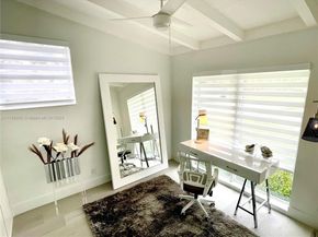 2406 Marathon Ln, Fort Lauderdale FL 33312