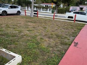 130 NW 124th St, North Miami FL 33168