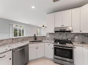 1019 N Egret Cir, Jupiter FL 33458