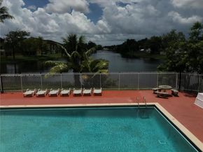 15481 SW 81st Cir Ln 712, Miami FL 33193