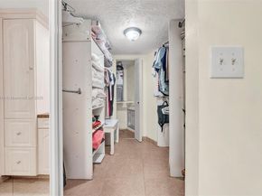 4270 NW 40th St 311, Lauderdale Lakes FL 33319