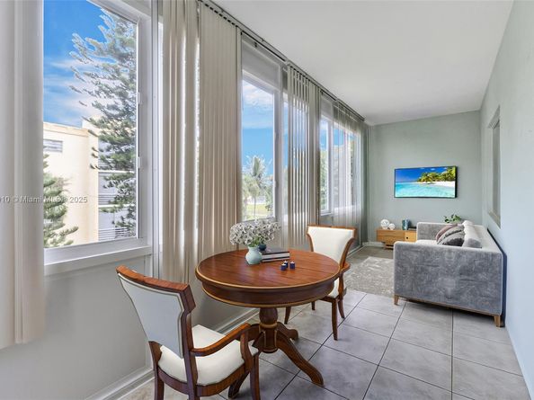 4270 NW 40th St 311, Lauderdale Lakes FL 33319