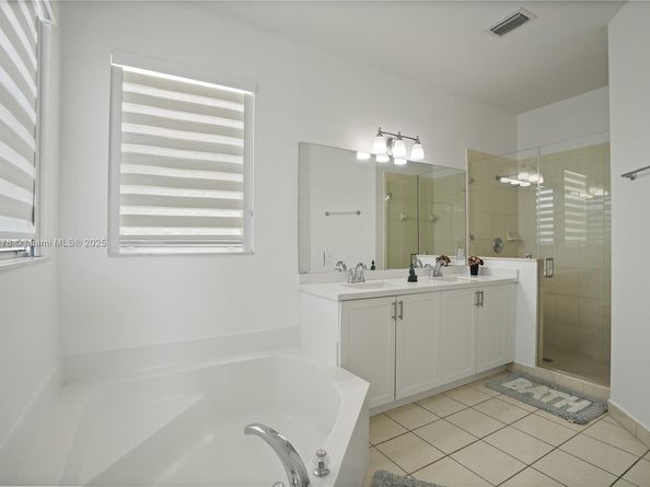 3708 NE 22nd Pl, Homestead FL 33033