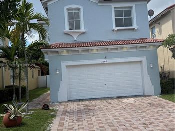 3708 NE 22nd Pl