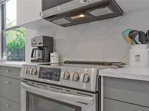 2887 SW 33rd Ave, Miami FL 33133