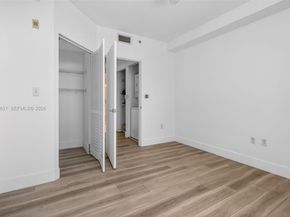 2775 NE 187th St 202, Aventura FL 33180