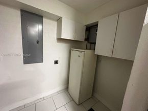 1823 SW 22nd St, Fort Lauderdale FL 33315