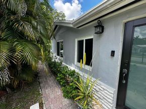 1823 SW 22nd St, Fort Lauderdale FL 33315