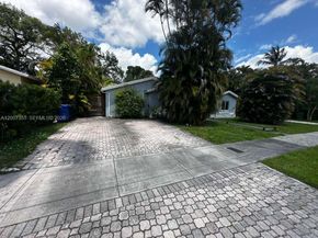 1823 SW 22nd St, Fort Lauderdale FL 33315