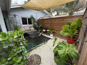 1823 SW 22nd St, Fort Lauderdale FL 33315