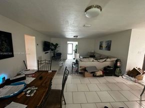 1823 SW 22nd St, Fort Lauderdale FL 33315